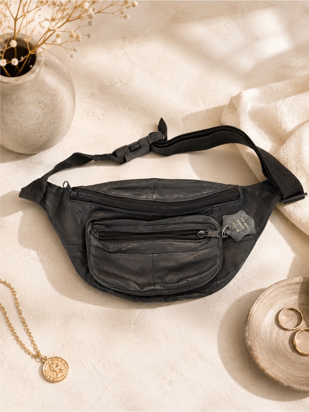 Buxton Black Leather Fanny Waist Pockets  Adjustable Strap Cashmere Lamb Skin
